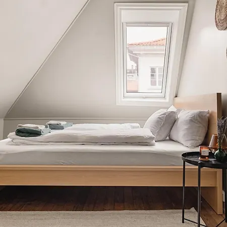 Fit For Two Families! 8 Bedrooms! 2 Bathrooms! Appartamento Bergen